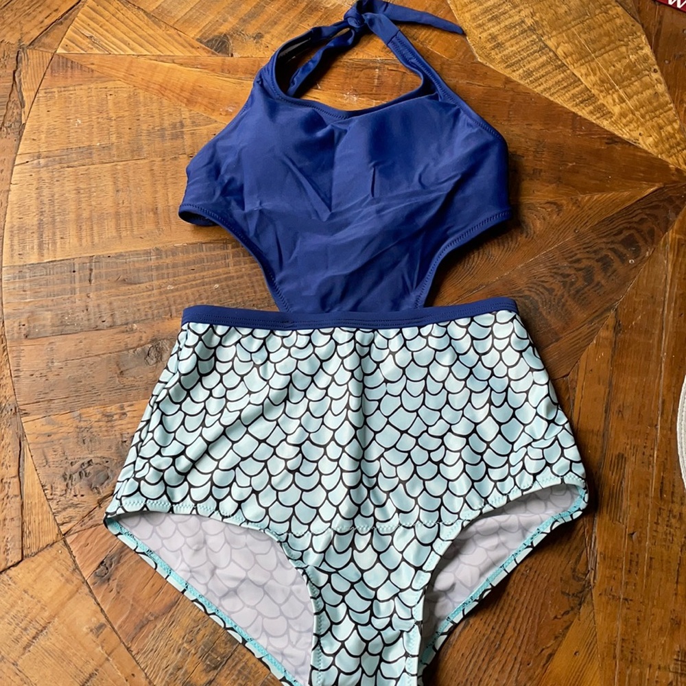 Mermaid print one piece / monokini Size small!